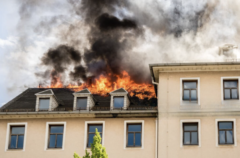 Toiture Endommagée par le Feu